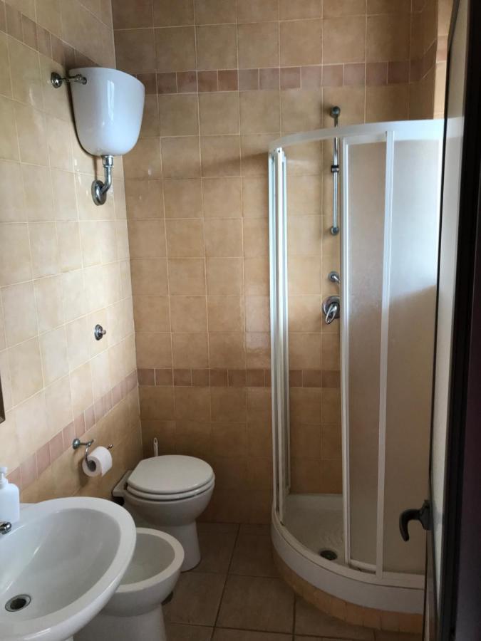 American Motel Cisterna di Latina Bagian luar foto