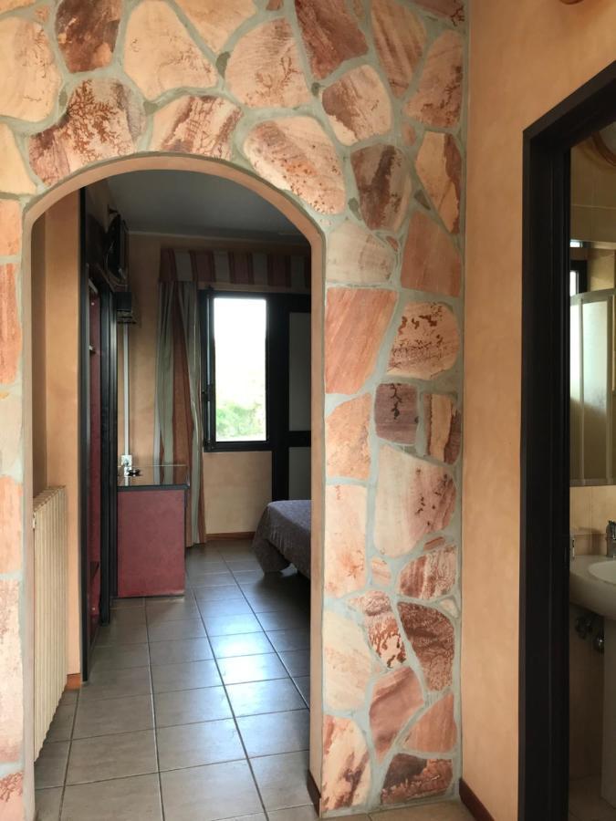 American Motel Cisterna di Latina Bagian luar foto